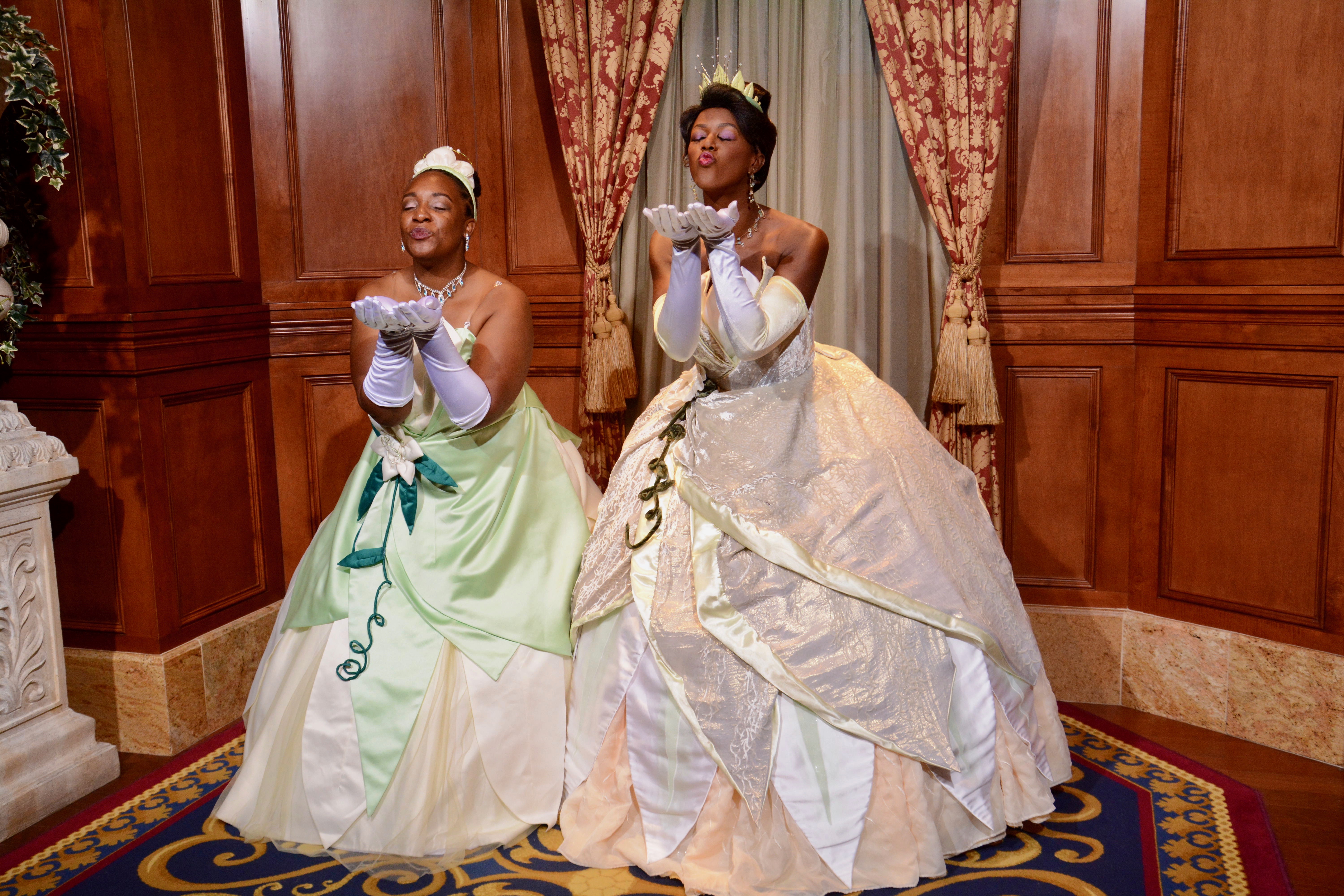 Cosplaying MNSSHP Cosplaying MNSSHP